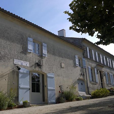 Chambres D'Hotes - Les Bujours Saint-Georges-des-Côteaux Zewnętrze zdjęcie