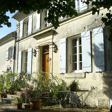 Chambres D'Hotes - Les Bujours Saint-Georges-des-Côteaux Zewnętrze zdjęcie